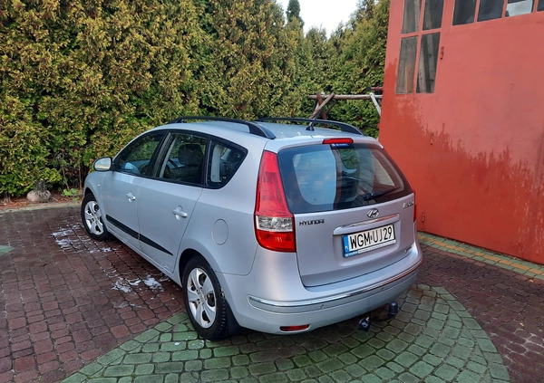 Hyundai I30 cena 16700 przebieg: 236541, rok produkcji 2010 z Szklarska Poręba małe 92